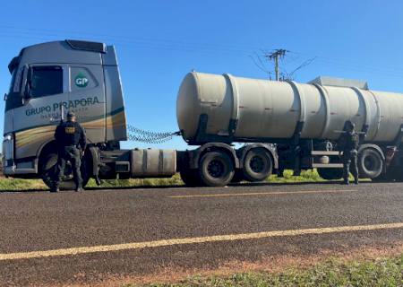 Carreta furtada em pátio de posto de combustível no PR é recuperada pelo DOF próxima à fronteira